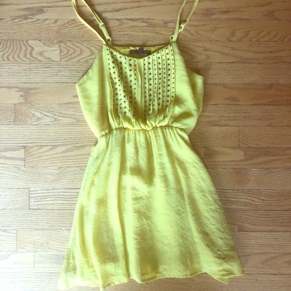 Yellow sundress
